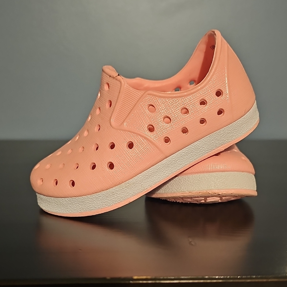Cat & Jack Pink Toddler Sandals with Perforated Design